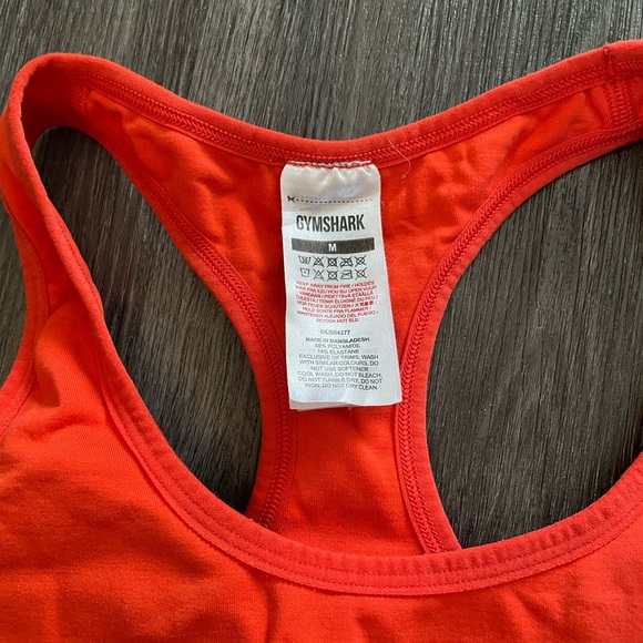 Gymshark Red Sports Bra and Shorts Set - Picture 4 of 5